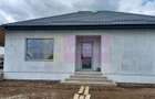 Săbăreni, casă nouă parter 137 mp, curte 400 mp - 3