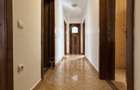 Apartament cu 3 camere, 2 băi și loc de parcare în curte – Turnișor