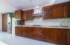 Vanzare apartament 3 camere in Vila pe Drumul de Poiana - 19