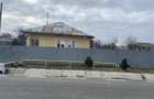 Casa formata din 2 corpuri de vanzare in sat Maluri , comuna Vulturu ,suprafata - 4