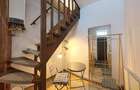 Apartament  la casa, centrul istoric - format din 2 garsoniere - 5