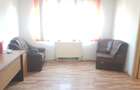 Apartament doua camere, nedecomandat, etaj trei, CT, termopan, balcon, geam baie - 10