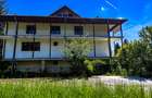 Complex imobiliar format din 2 Vile si un teren generos de 3659Mp - 4