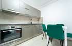 Apartament cu 3 camere, Etaj 1, Bloc cu lift, Parcare, 400 euro - 1