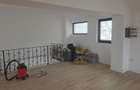URGENT!, libera, CONSOLIDATA, birouri/comercial, 2 INTRARI, NEGOCIABIL