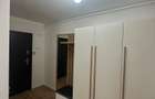 De inchiriat apartament 3 camere, bloc nou - 4