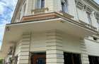 Imobil istoric de vânzare în Centrul Vechi, București. INVESTITTIE. 3.590.000 E - 16