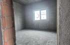 Duplex pe parter - 2 dormitoare - 2 bai - zona in dezvoltare - 9