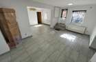 Parcul Carol, apartament in vila, parter, 6 camere, 4 bai, 2 bucatarii, pt birou - 19