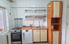 DE INCHIRIAT - 3 CAMERE, CENTRAL, BLOC CU LIFT - 3