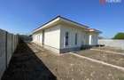 Duplex cu 3 camere si teren de 350 mp, zona linistita - Remetea Mare - 1