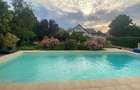Villa with pool and generous garden | Iancu Nicolae | British School - 24