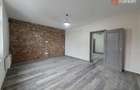 Apartament cu 2 camere cu curte proprie de vanzare zona - UTA - 1