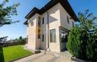 Casa Rediu - CasaBlanca - 4 camere - mobilata - la strada - 1