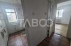 Apartament decomandat 2 camere 40 mpu etaj 2 zona 13 Decembrie