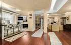 Vila excusivista   tip duplex   Strip Mall - 1