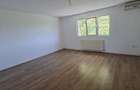 Dumbravita la intrare,  pentru locuit sau afacere - 10