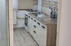Apartament 3 camere 3 balcoane etaj 1 parcare zona Calea Cisnadiei