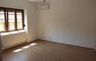 Apartament spatios la etajul 1 intr-o vila interbelica, pretabil birou - 1