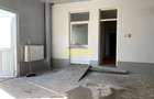 De vânzare: Hală industrială cu anexă birouri/apartament - 8