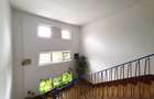 Apartament luminos cu vedere spre biserică, într-un cartier verde și liniștit. - 23