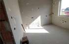 Duplex superb - bucatarie inchisa - teren 375 mp - canalizare - 6