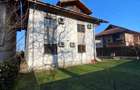 Vila cu 3 apartamente  la parter,etaj  si mansarda - 2