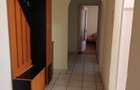 De închiriat apartament 3 camere decomandat – zona Port - 8