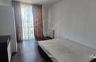 Apartament trei camere, semidecomandat, strada Porii - 7