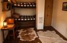 FILM! Casa traditionala,teren 3.274 mp, anexe,foisor,potential turistic,Bistra M - 21