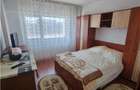 Apartament 3 cam decomandat 1 Decembrie -Magazin Profi