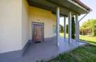 Casă Individuală - Spațioasă de Vânzare în Cristian - 37