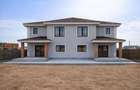 Duplex 5 camere - 365 mp teren - Asfalt - Pozitie ideala Mosnita - 1