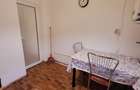 Navodari - str. Randunelelor - 2 camere decomandate -parcare privata  -420 E neg - 19