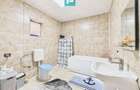 Casă P+E cu două apartamente, zona Drăgășani - 7