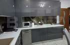 Casa cu 5 camere, 196 mp, 600 mp teren, in cartierul Primaverii - 14