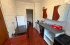 3 Camere Etaj 2/4  | Bloc Reabilitat | Metrou 1 Decembrie 1918