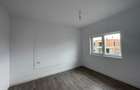 Duplex despartit prin camera tehnica | 5 camere 3 bai | Ghiroda | Asfalt