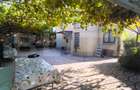 Casa 9 camere, 200 mp utili, zona Bd. Titulescu - 19
