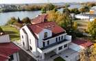 Vanzare vila D+P+E+M, 8 camere, 520 mp, pe malul Lacului Mogosoaia - 1
