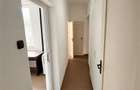 Spatiu pretabil:birouri/ cabinete/ servicii, acces stradal,curte proprie,Central - 8