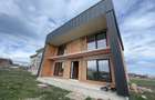 CASA LA ROȘU 220 MP | ZONA RETRASA CU VEDERE PANORAMICA| MARGINEA - 1