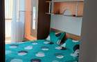 Închiriez apartament 3 camere  - 1