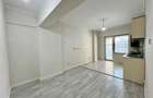 De închiriat | 2 camere | Royal Town | Liber | Etaj 4 - 1