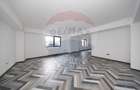 Spațiu comercial/birouri  de închiriat în zona 13 Decembrie - 3