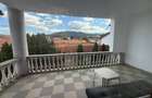 Apartament 4 camere de închiriat – Strada De Mijloc, Centrul Istoric - 15