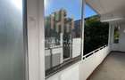 Apartament 3 camere ,ultracentral Biblioteca Judeteana,etaj 1 , garaj sub bloc i - 12