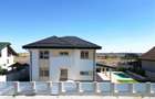 DE VANZARE | Vilă individuală Cu piscină 5 camere - 3