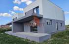 Duplex | Parter + Etaj | Toate utilitatile | Curte generoasa | Garaj | - 4
