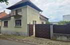 Aproape de Marginimea Sibiului, casa in inima unui parc - 1